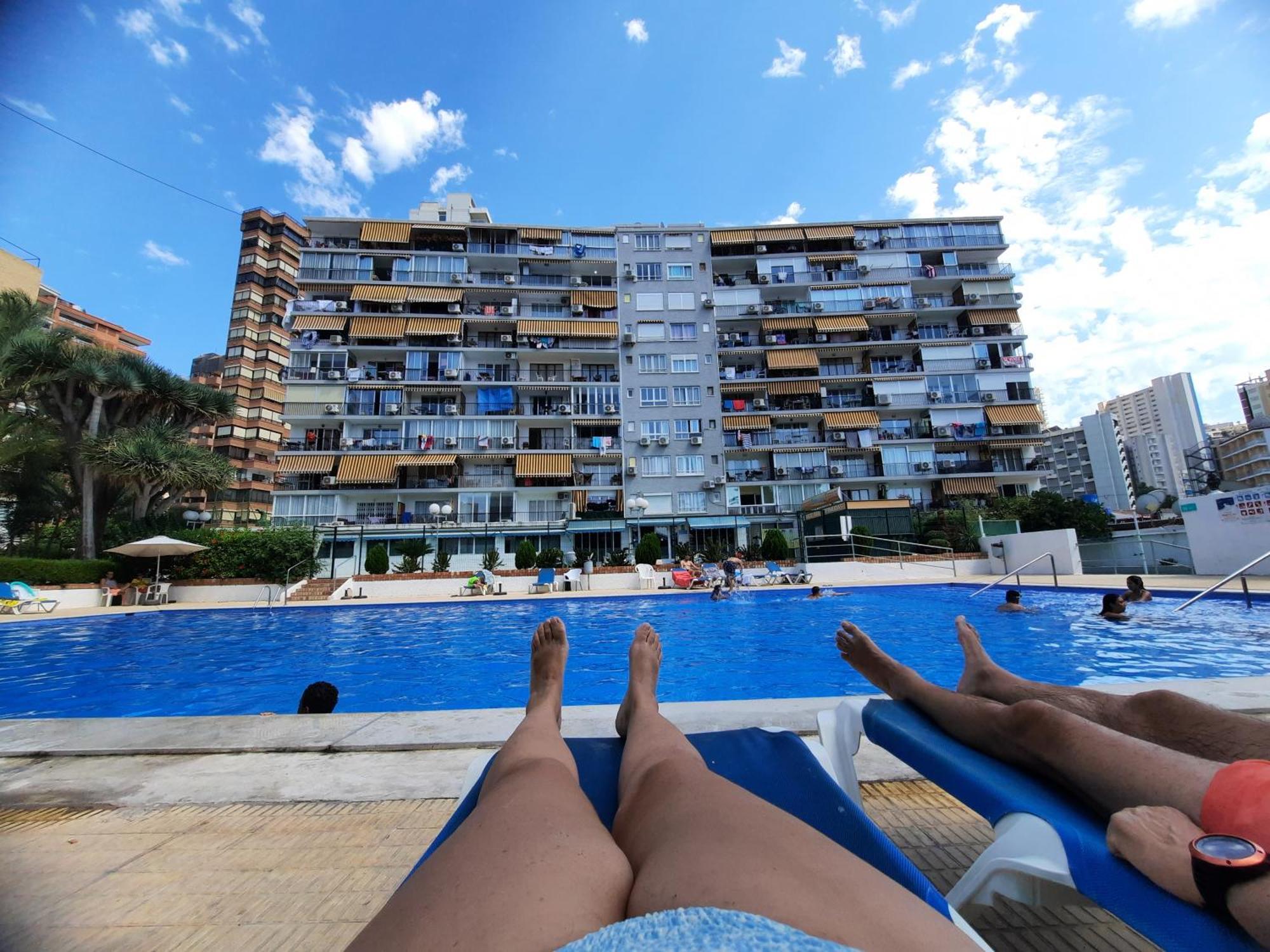 Happy Loix Wifi Aa Garage Pool Apartment Бенидорм Екстериор снимка